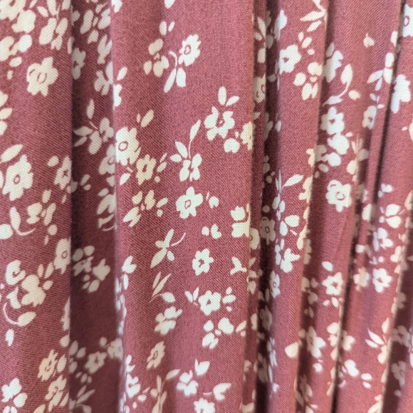 BloomChic Floral Maxi Dress in Burgundy - Picture 3 of 5